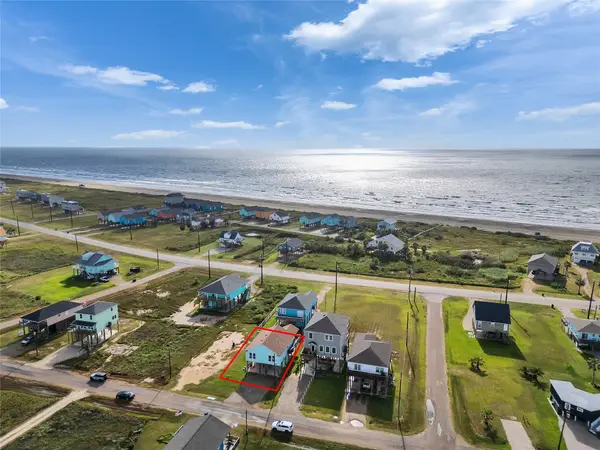 4710 Palm Street, Freeport, TX 77541