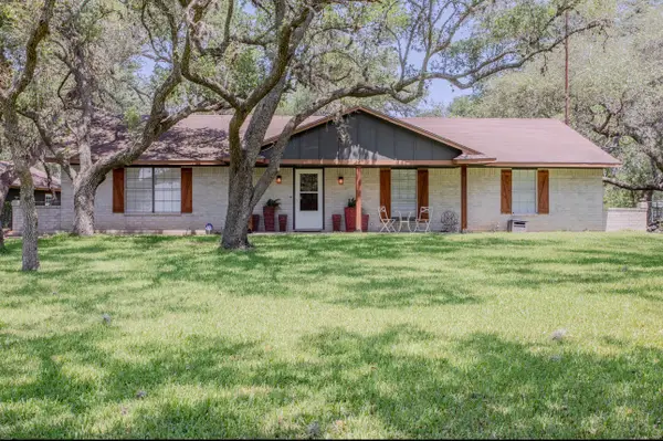 188 Cavalry Rd, Victoria, TX 77905