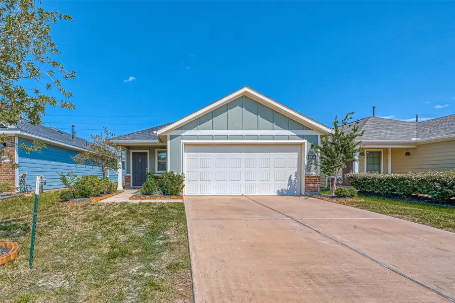 6934 Scarlet Sagebrush Street, Katy, TX 77449 - Image #2