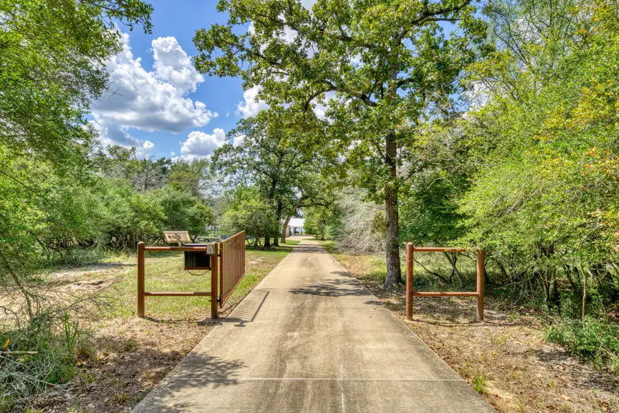 11404 Riley Green Road, Franklin, TX 77856 - #3