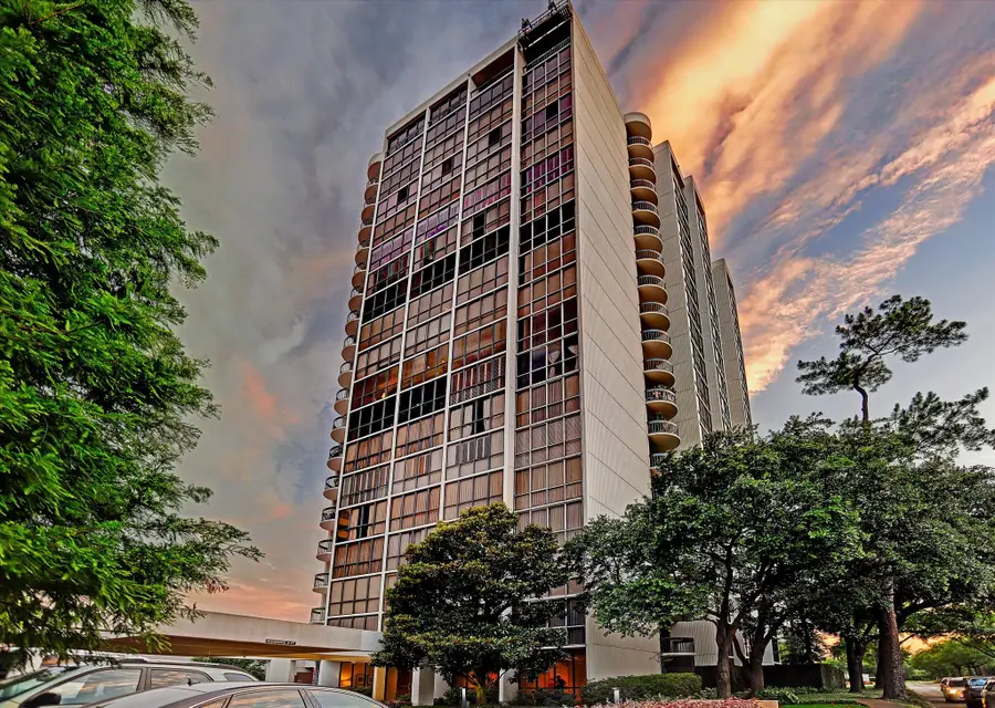 5001 Woodway #103, Houston, TX 77056 - #2