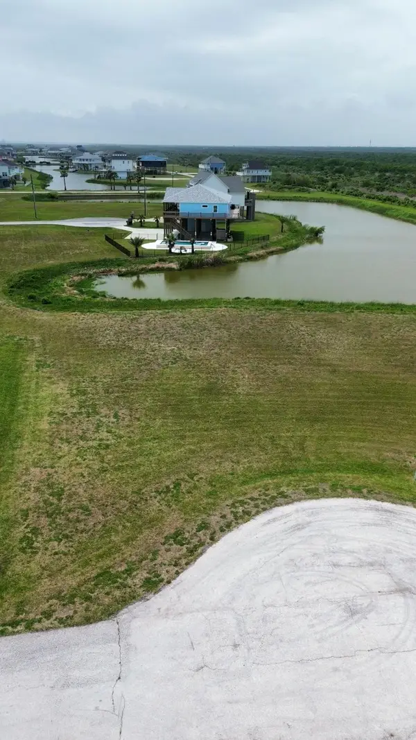 705 Nick Lane, Galveston, TX 77650