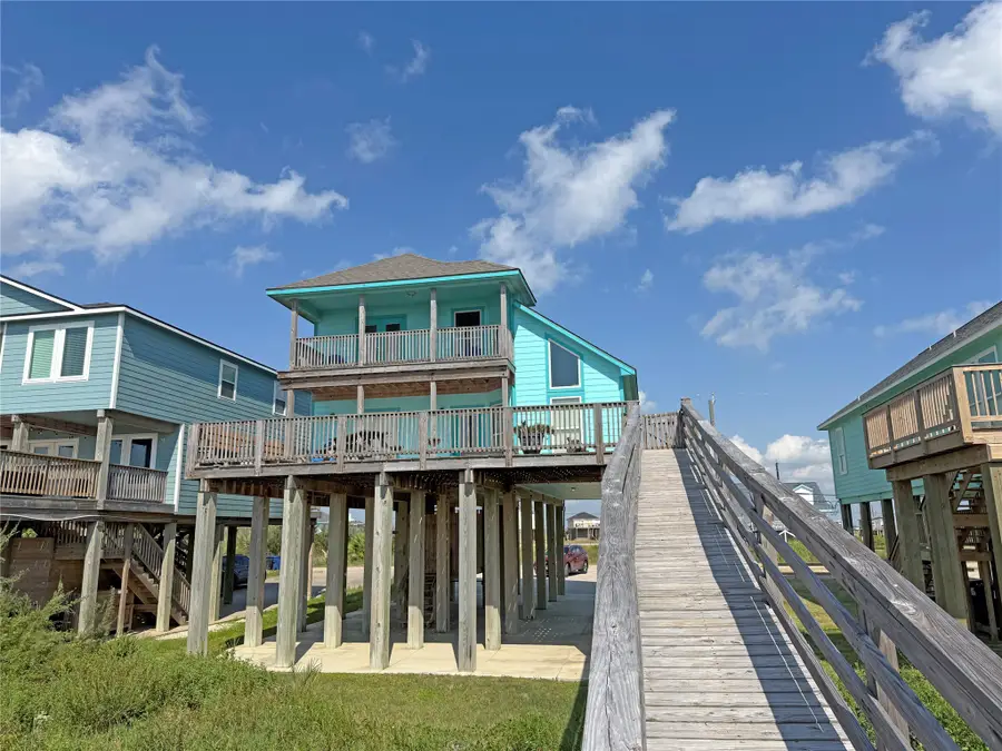 4719 Bluewater Drive, Freeport, TX 77541 - Image #3