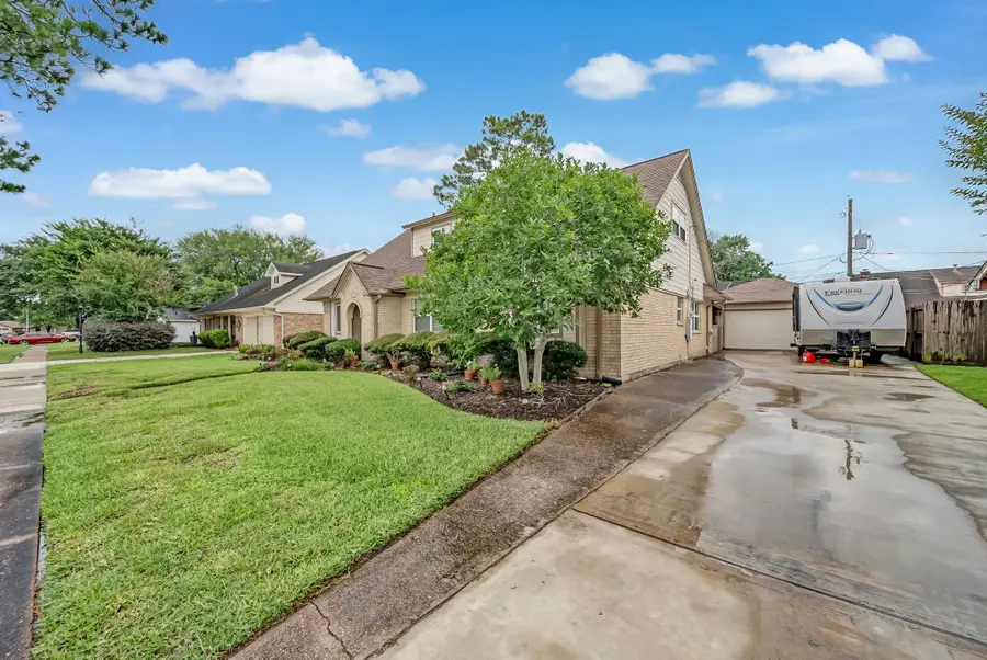 2508 Esther Avenue E, Pasadena, TX 77502 - #2