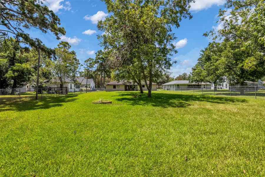 1900 Wright Boulevard, Baytown, TX 77520 - #2