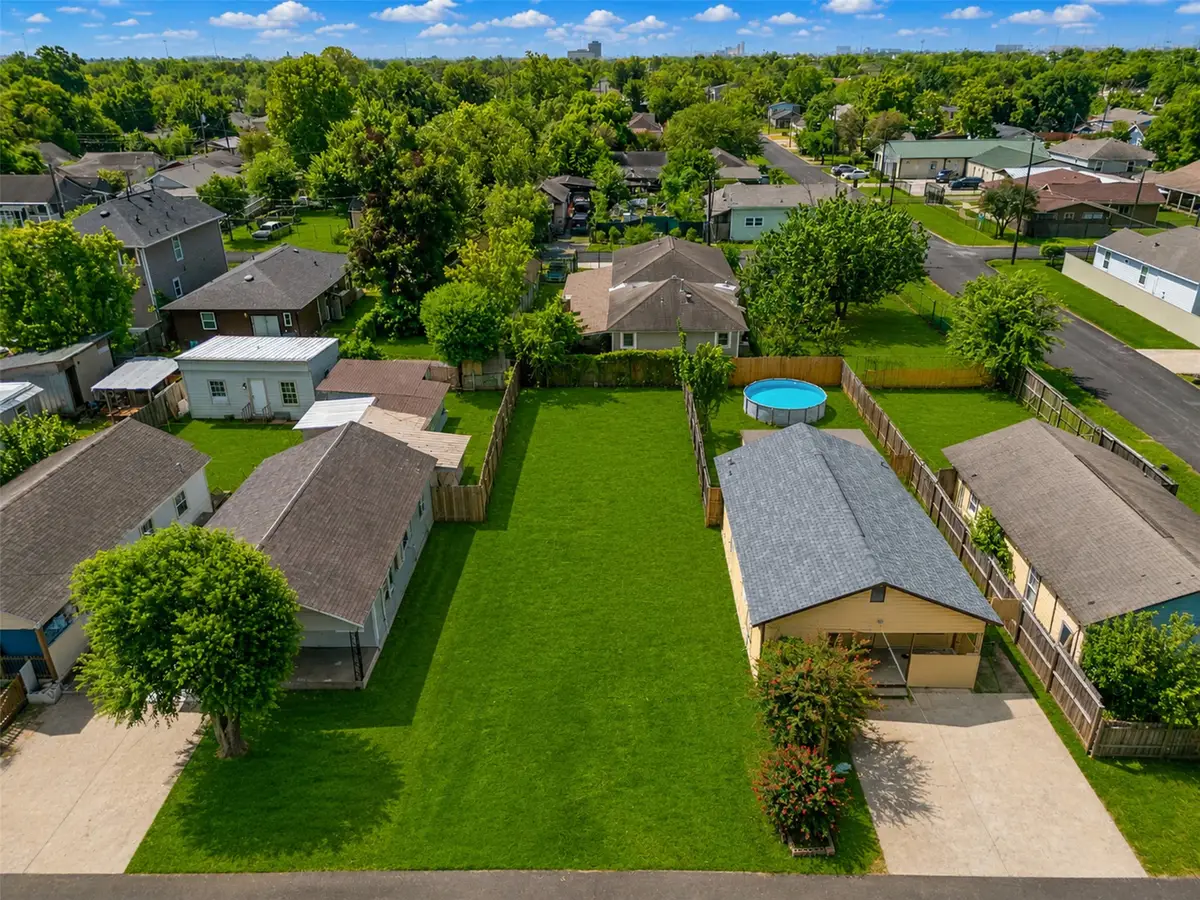 3806 Lila Street, Houston, TX 77026 - #1