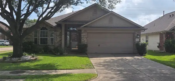 2406 Cardinal Elm Street, Fresno, TX 77545