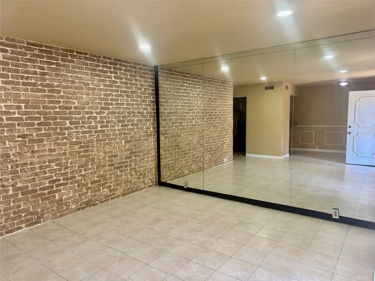 5353 Richmond Avenue #4, Houston, TX 77056 - #1