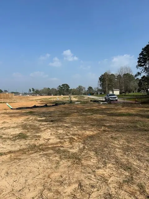 13224 Lake Conroe Bay Road, Willis, TX 77318