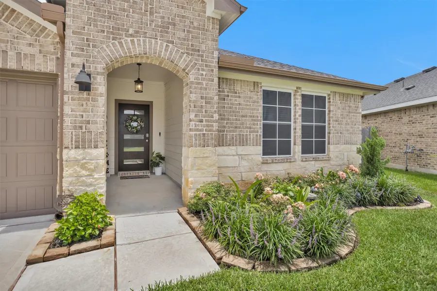 9410 Madison Avenue, Texas City, TX 77591 - #2