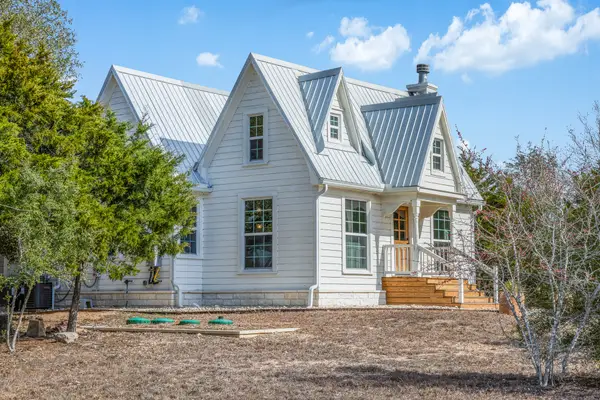 375 Fm-954, Round Top, TX 78954