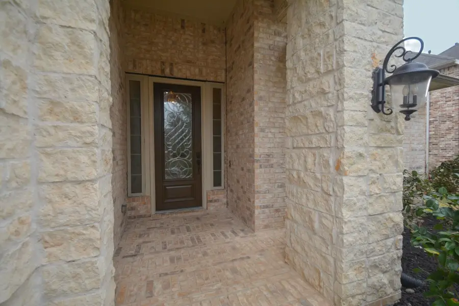 1821 Lily Meadows Drive, Conroe, TX 77304 - Image #3