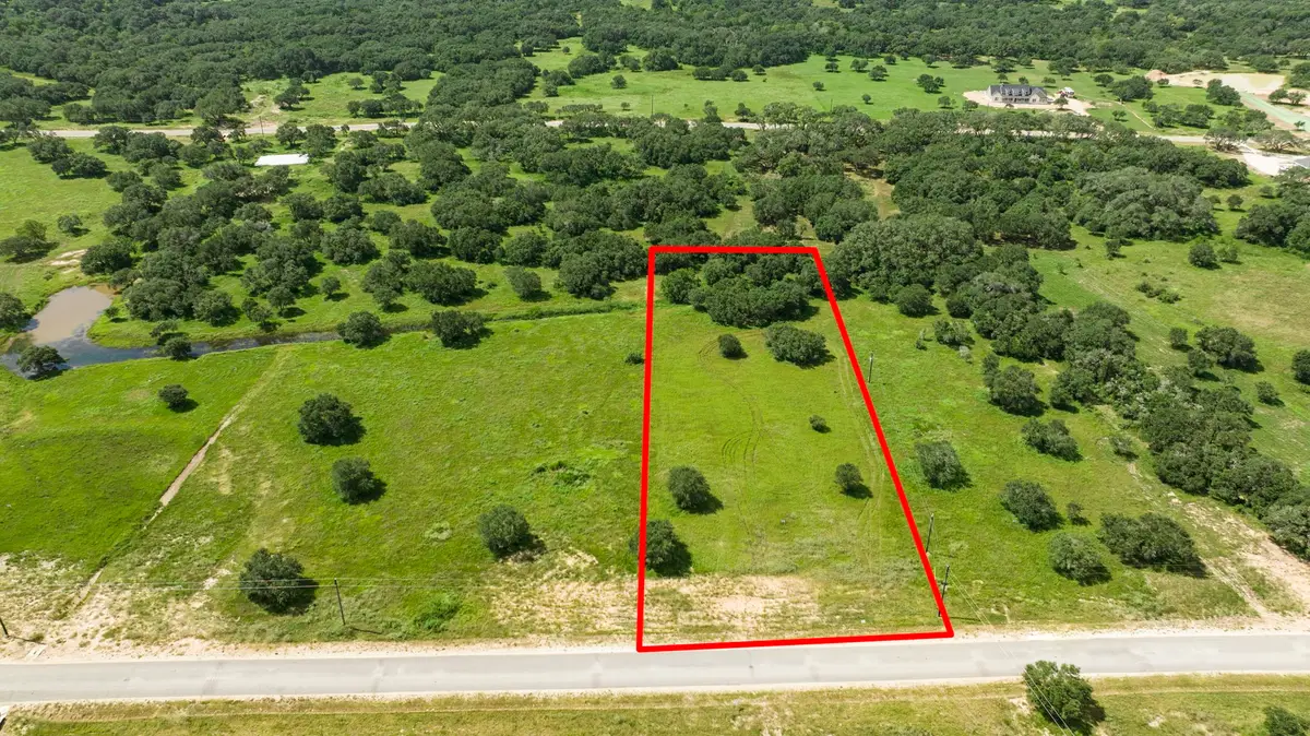 381 Gadwall Lane, Columbus, TX 77470 - Image #1