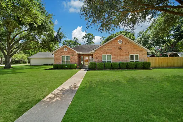 34605 Kara Lane, Pinehurst, TX 77362