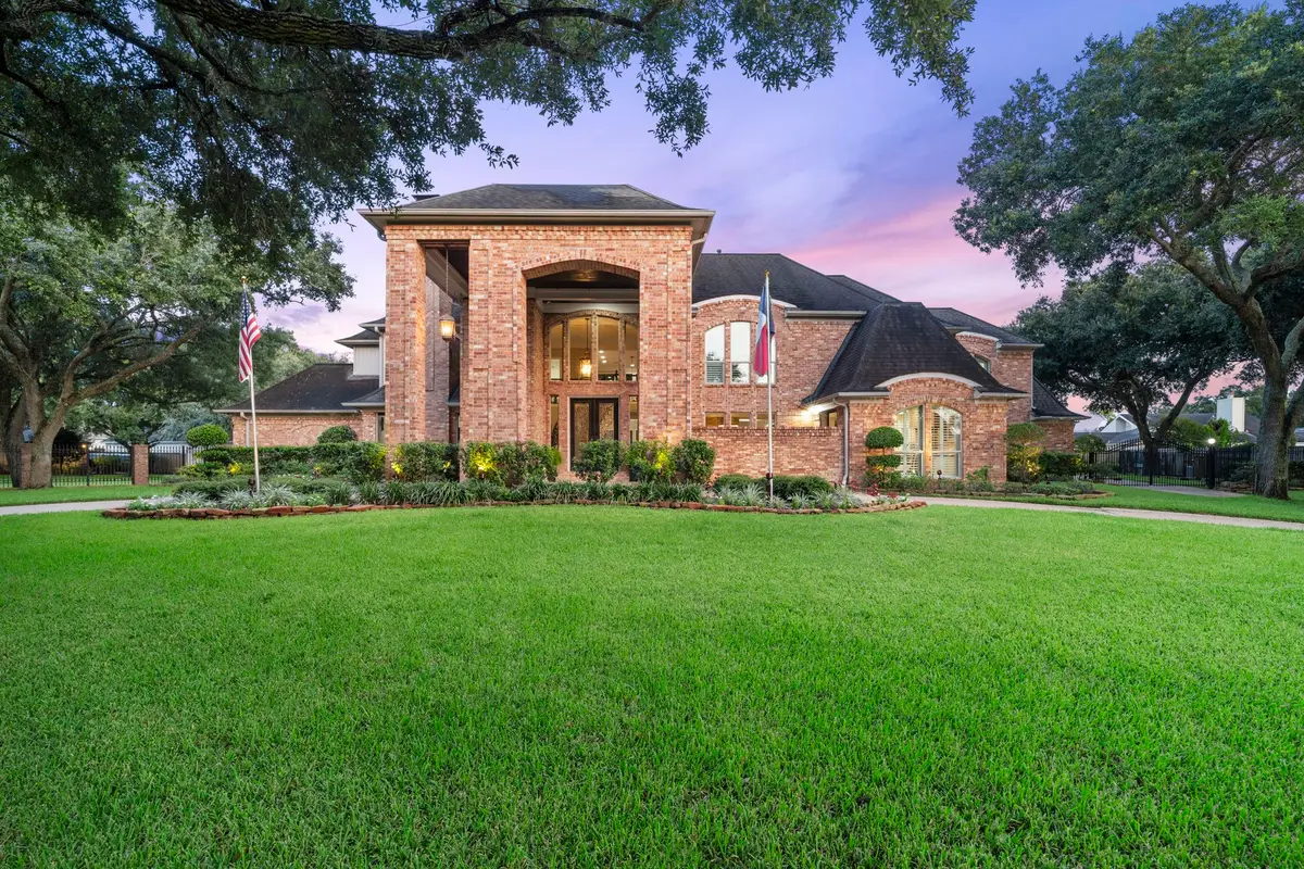3 Regent Court, Sugar Land, TX 77478 - #1