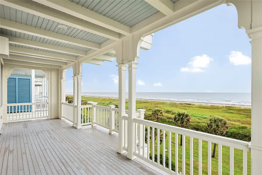 2425 E Seaside Drive, Galveston, TX 77550 - #2