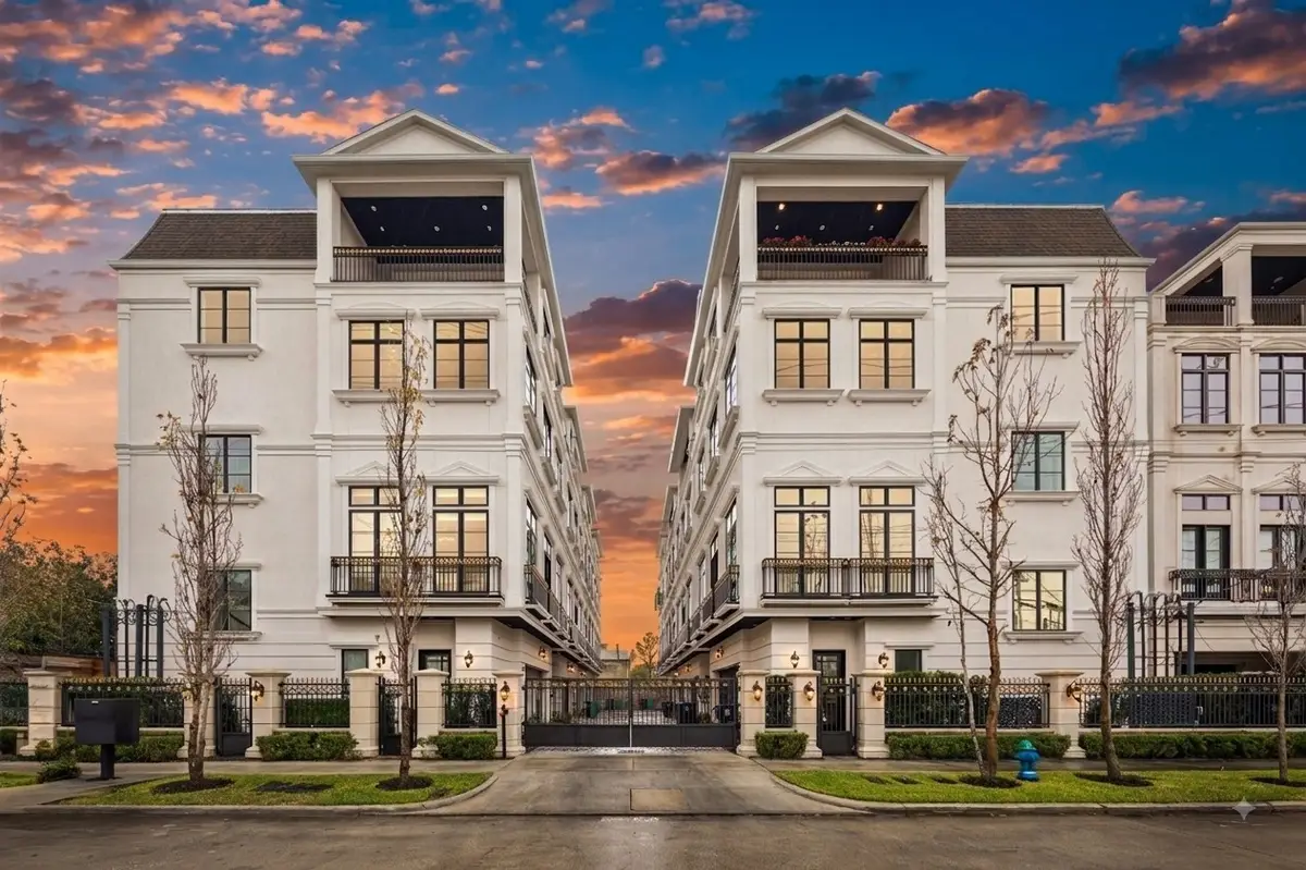 1335 Peden Street, Houston, TX 77006 - #1