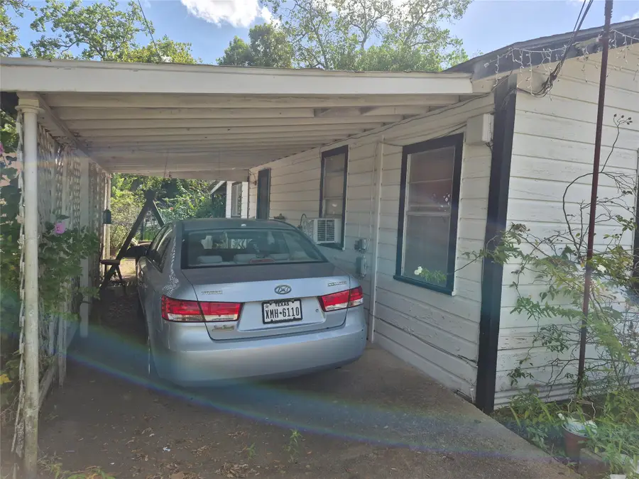 169 2nd Street, Van Vleck, TX 77482 - #2