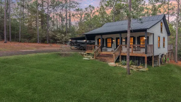 150 Sycamore Drive, Brookeland, TX 75931