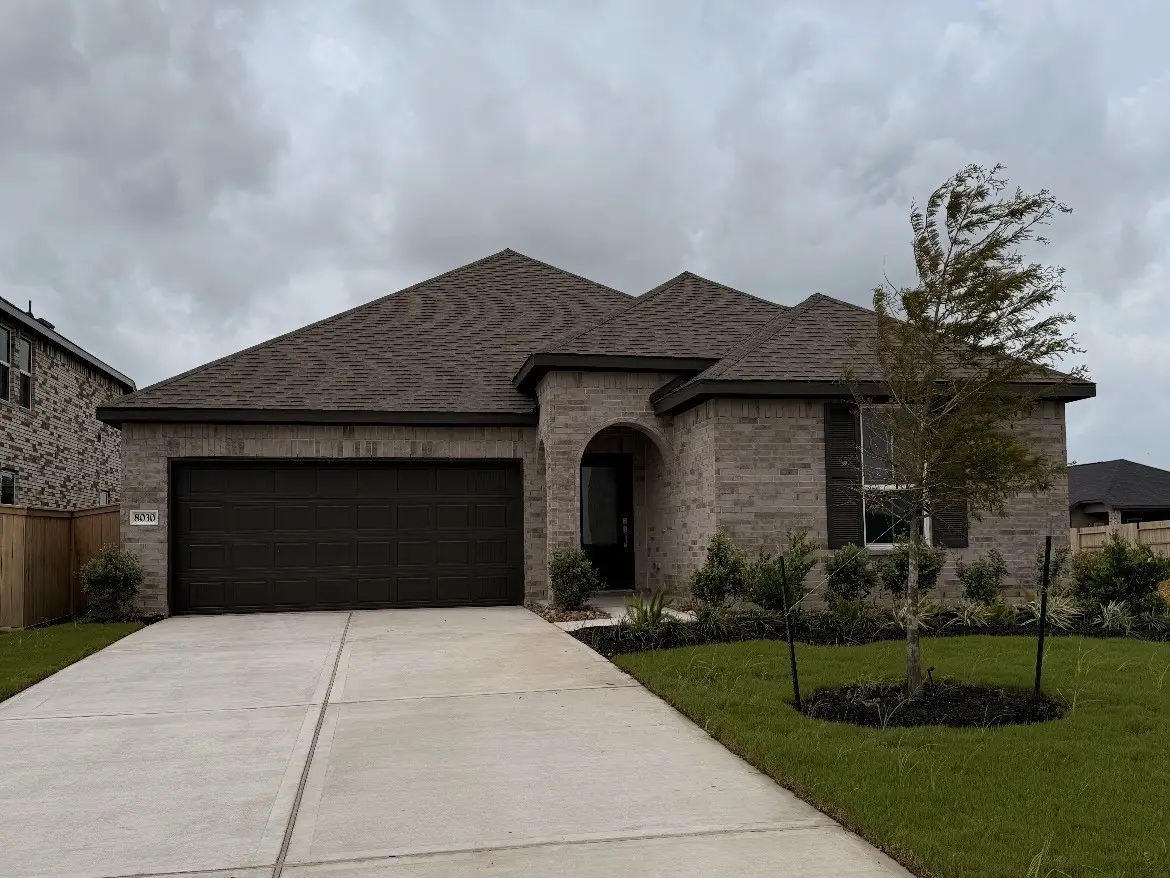 8030 Topaz Ridge Drive, Angleton, TX 77515 - #1