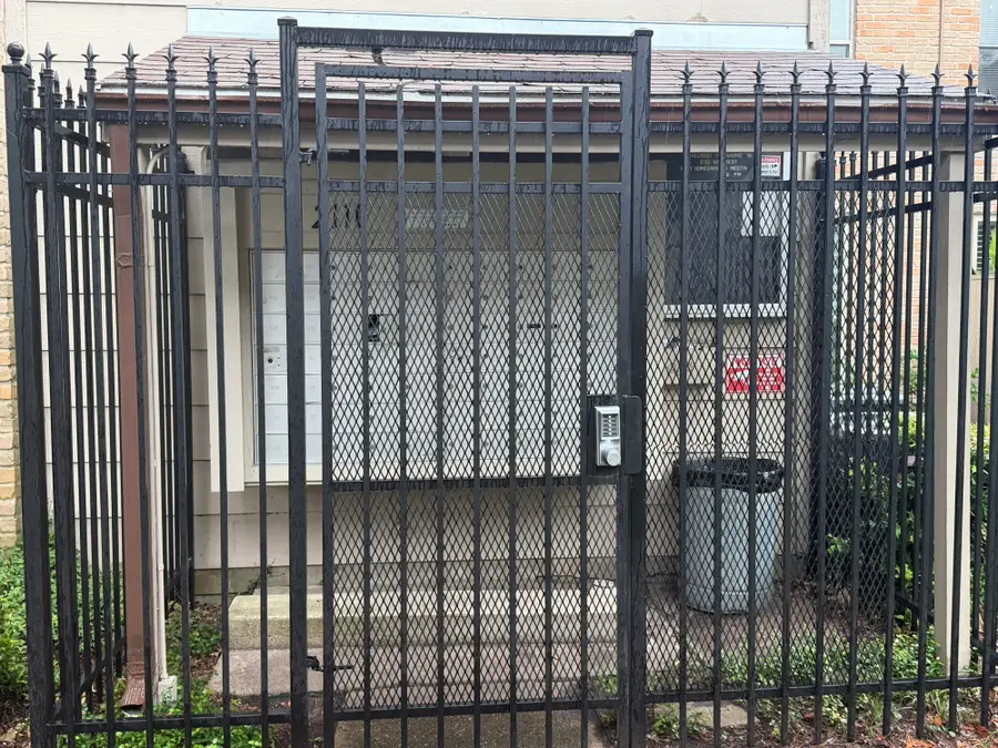 2110 Wilcrest Drive #101, Houston, TX 77042 - #3