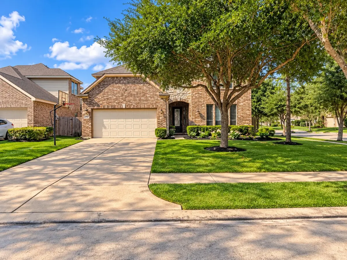13101 Hollow Garden Lane, Rosharon, TX 77583 - #1