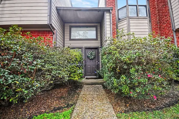 7447 Cambridge Street #73, Houston, TX 77054