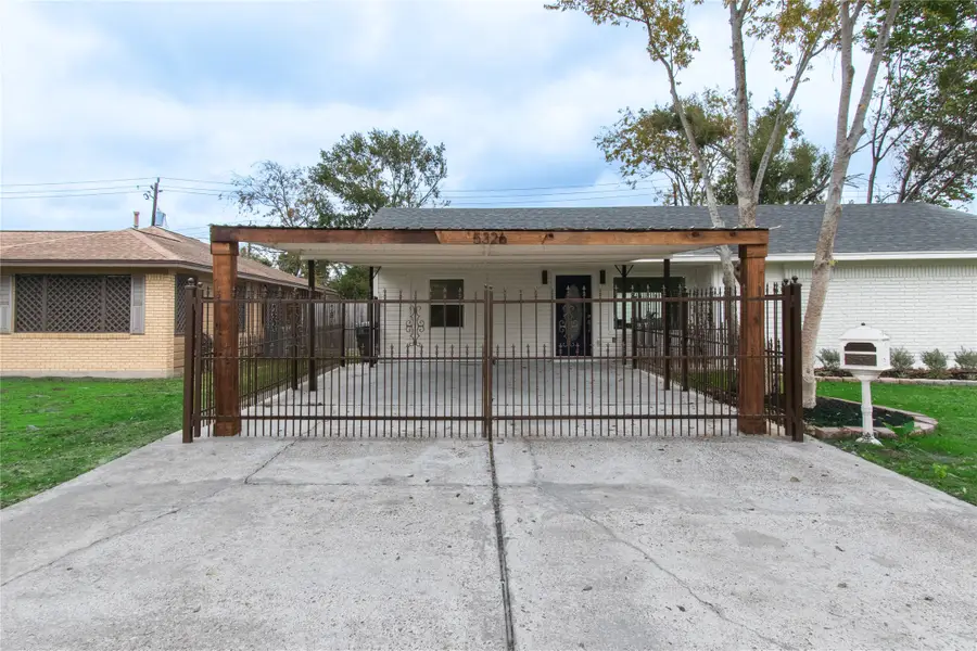 5326 De Lange Lane, Houston, TX 77092 - Image #2