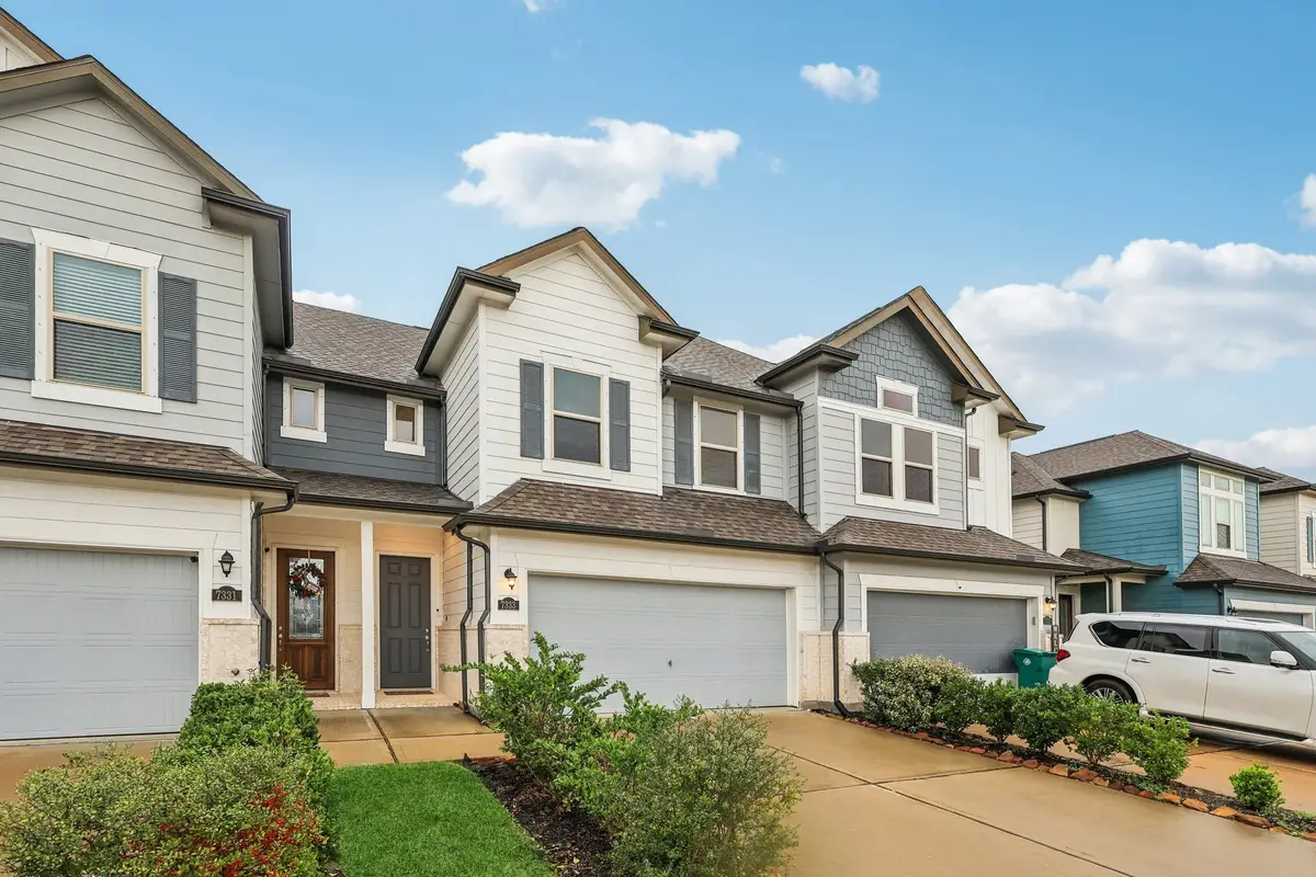7333 Hinsdale Drive, Pasadena, TX 77505 - #1
