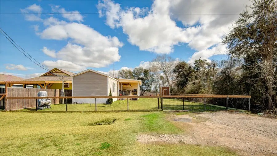 12903 Green Valley Drive, Rosharon, TX 77583 - #2