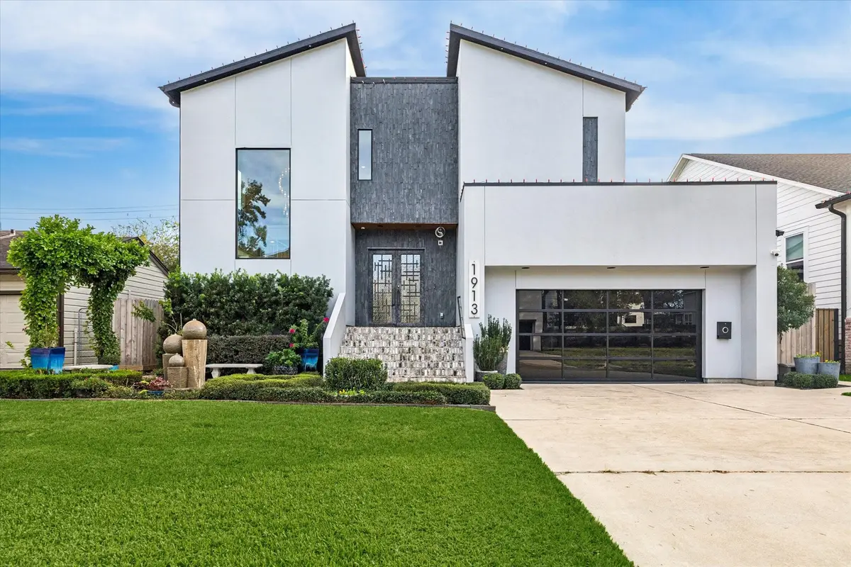 1913 Du Barry Lane, Houston, TX 77018 - Image #1