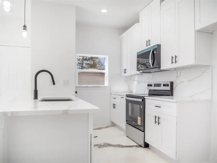 16736 E Ivanhoe, Montgomery, TX 77316 - #3