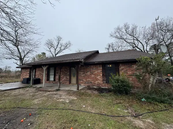 2674 County Road 4117, Buna, TX 77612