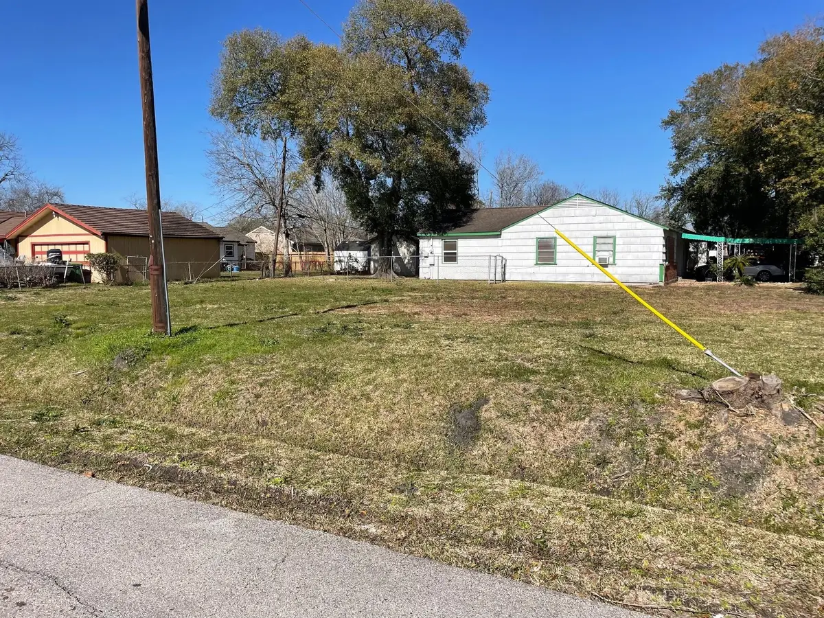 10530 Chesterfield Drive, Houston, TX 77051 - #1