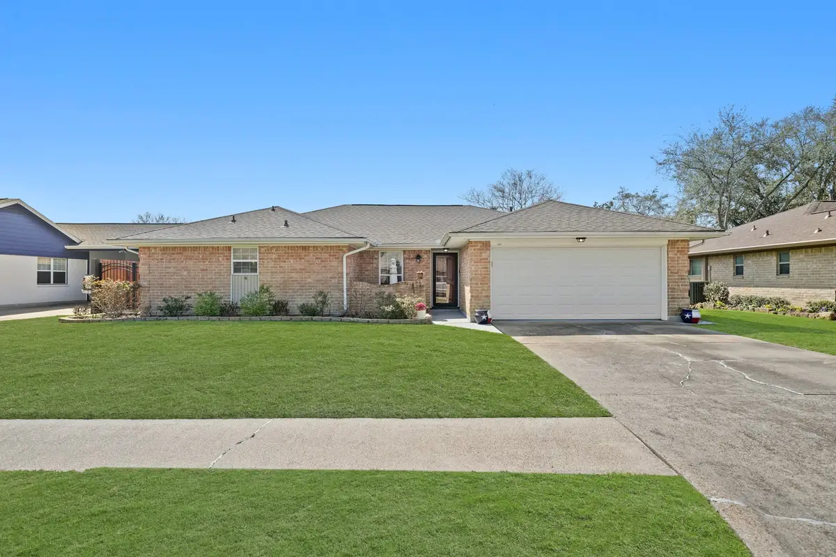 1002 Patricia Drive, Deer Park, TX 77536 - #1