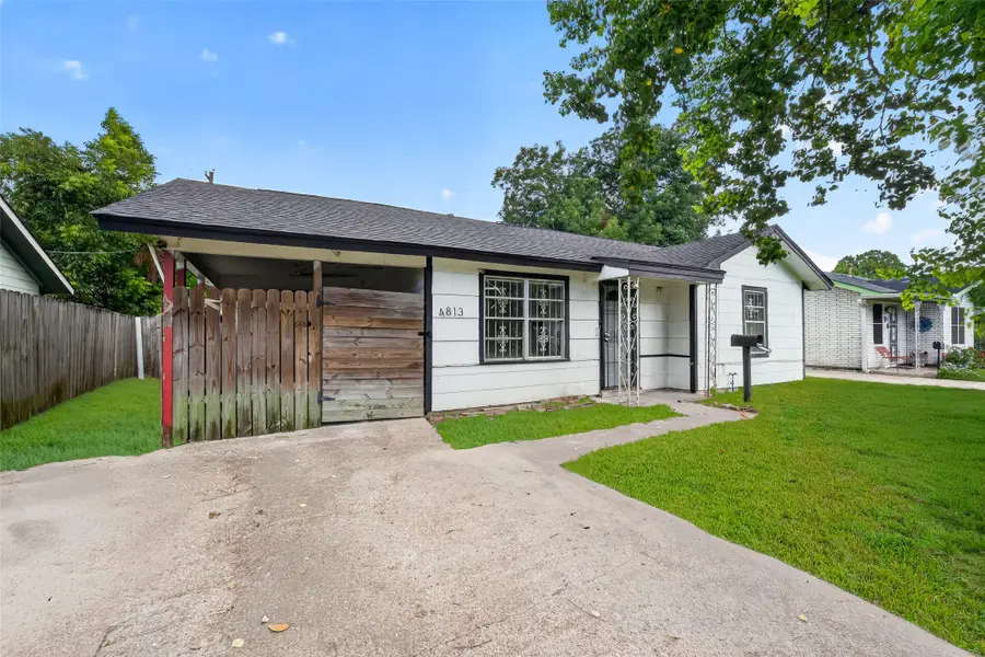 4813 Brinkley Street, Houston, TX 77033 - #2