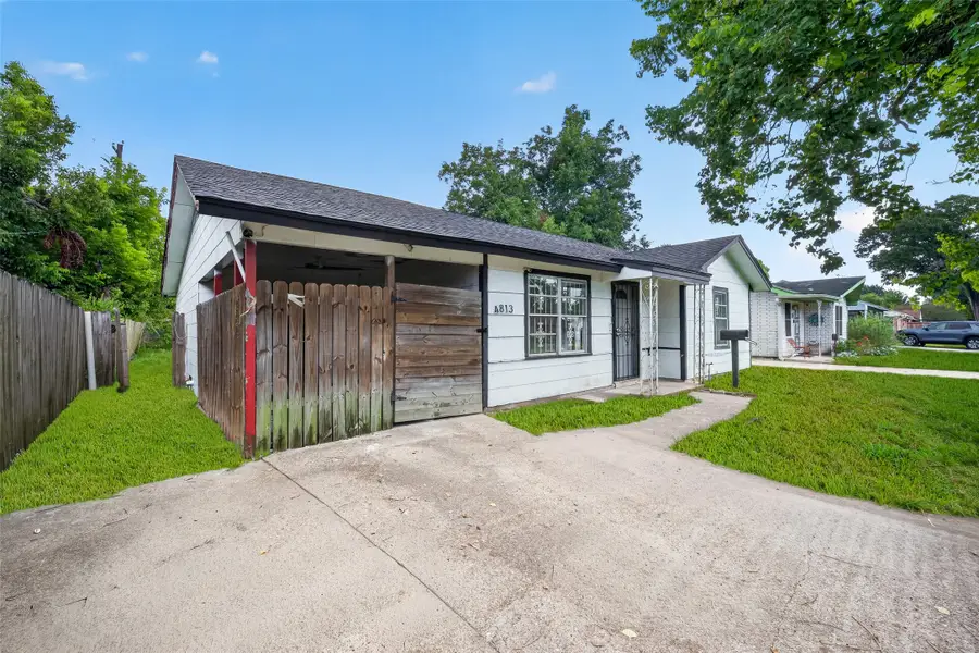 4813 Brinkley Street, Houston, TX 77033 - #3