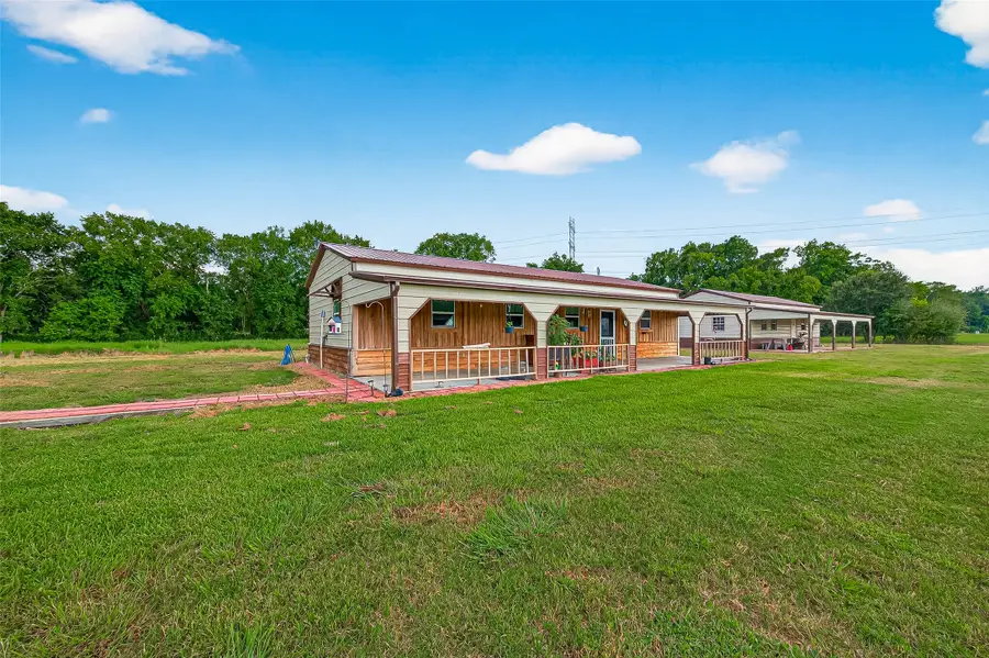 2080 Avenue J Street, Boling, TX 77420 - Image #2