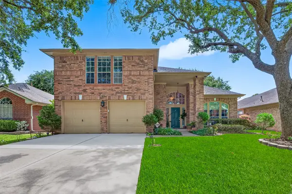 131 Selkirk Drive, Sugar Land, TX 77479
