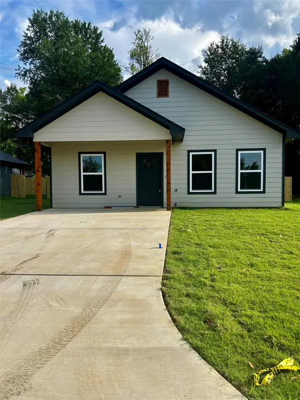 203 E Fleming, Longview, TX 75604