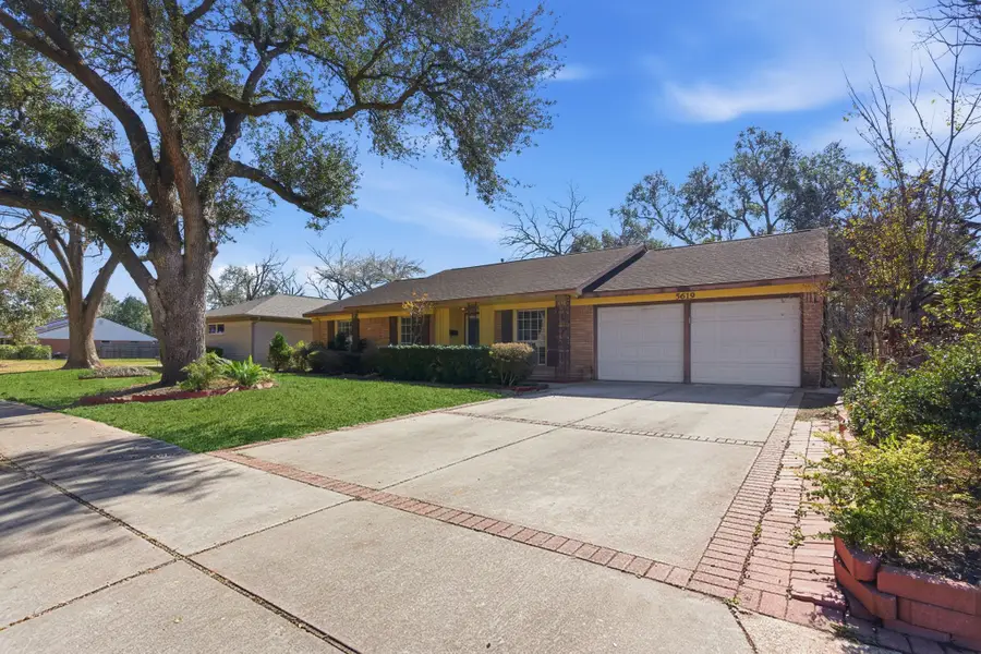 5619 Duxbury Street, Houston, TX 77035 - Image #2