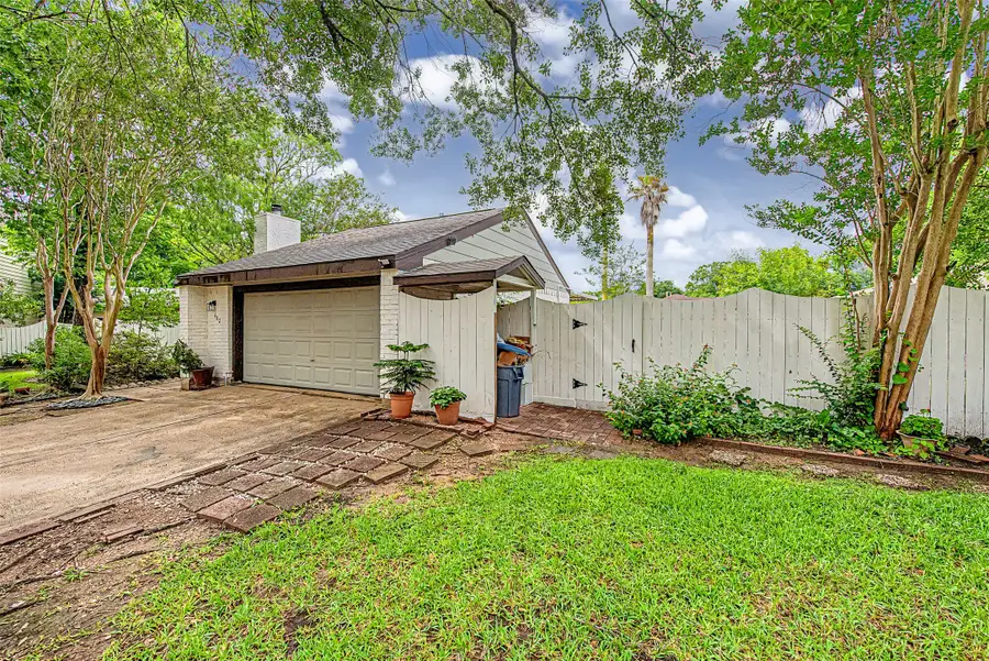 402 Redway Lane, Webster, TX 77598 - #3