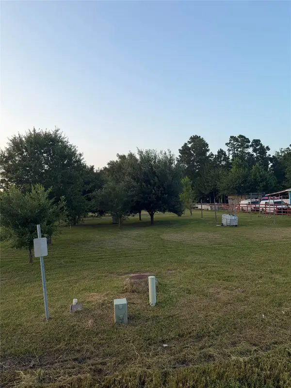 1513 County Road 3479a, Cleveland, TX 77327