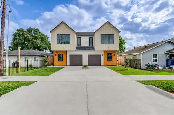 4554 Newberry Street #A/B, Houston, TX 77051