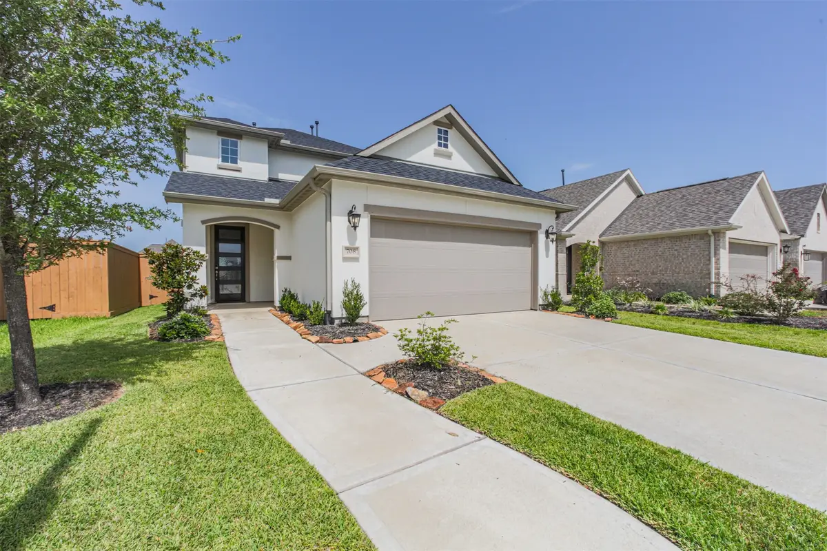 708 Lake Lacosta Drive, Katy, TX 77493 - Image #1