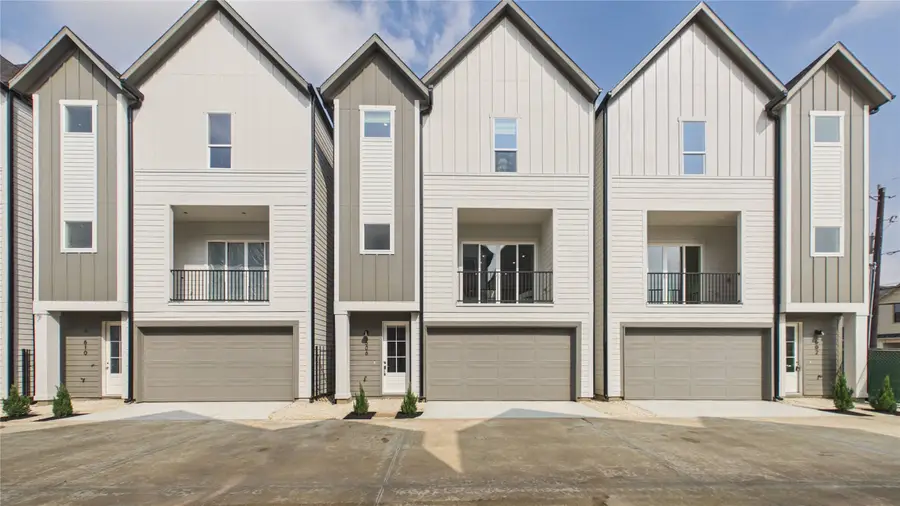 606 Skyland Terrace Way, Houston, TX 77009 - #2