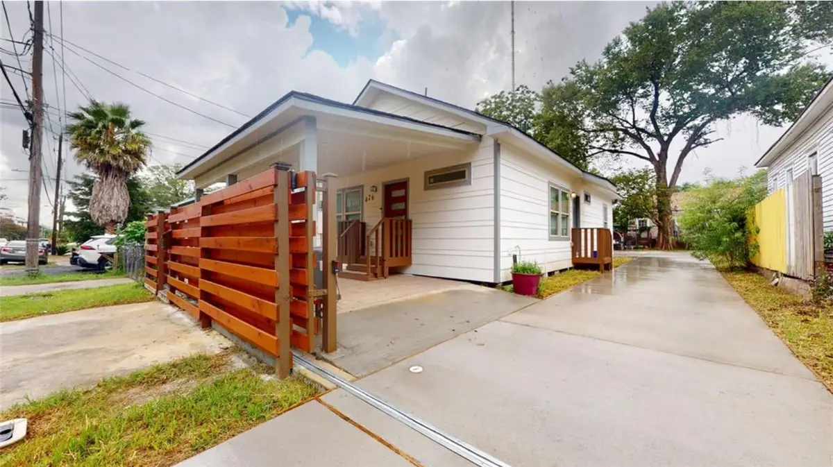 426 Middle Street, Houston, TX 77003 - #1