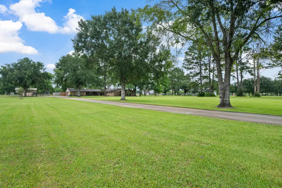 2126 County Road 661, Dayton, TX 77535 - Image #3