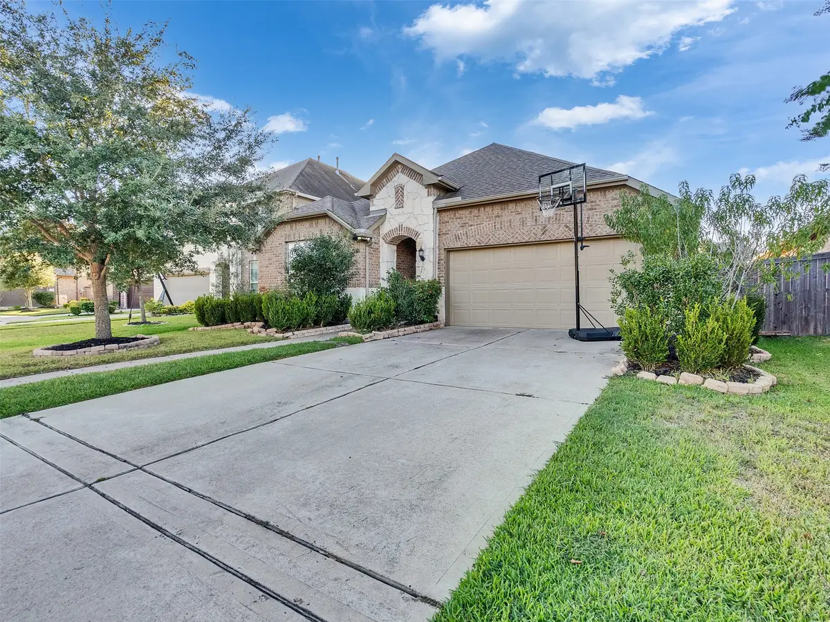 11119 Mineral Island Lane, Richmond, TX 77406 - Image #1