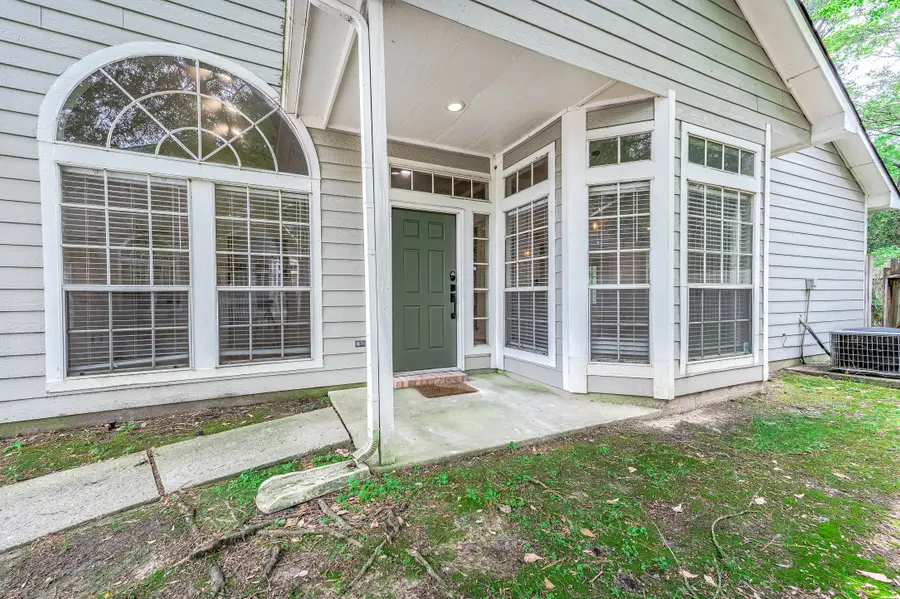 83 S Spiral Vine Circle, The Woodlands, TX 77381 - #2